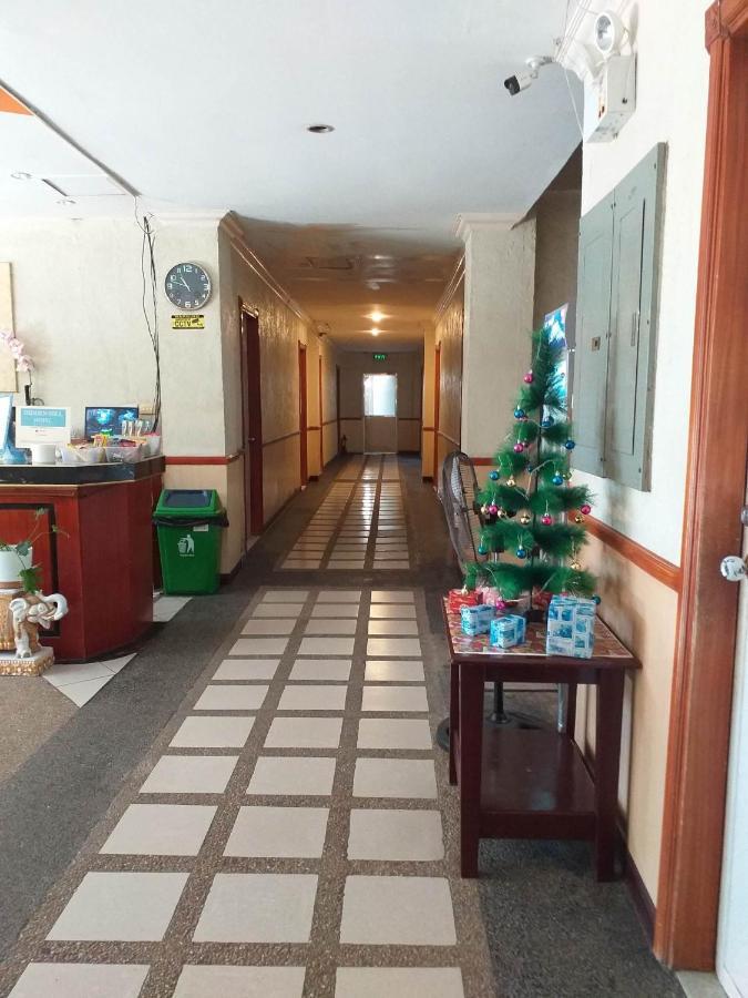 Mactan Airport Hilltop Hotel Lapu-Lapu City Buitenkant foto
